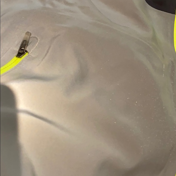 Nike coat - Picture 2 of 4